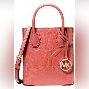 MK MERCER EXTRA SMALL PEBBLED LEATHER CROSSBODY BAG _ TEA ROSE